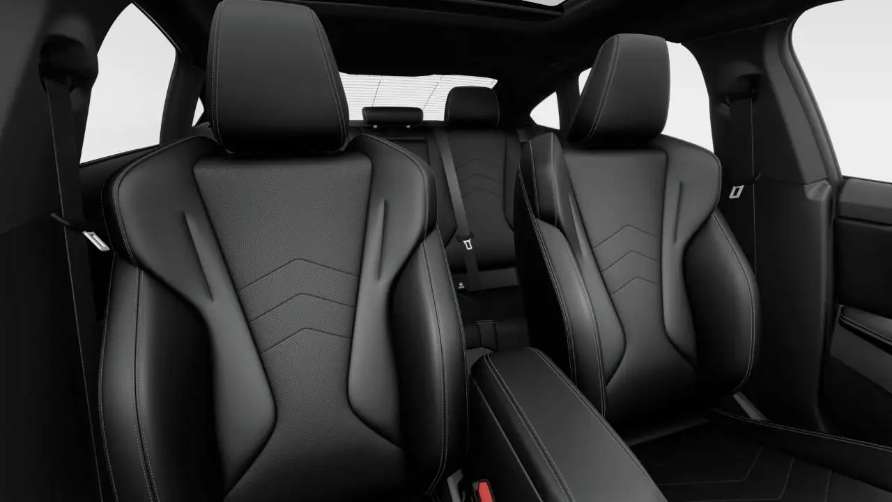 BMW 2 Series - Image 11
