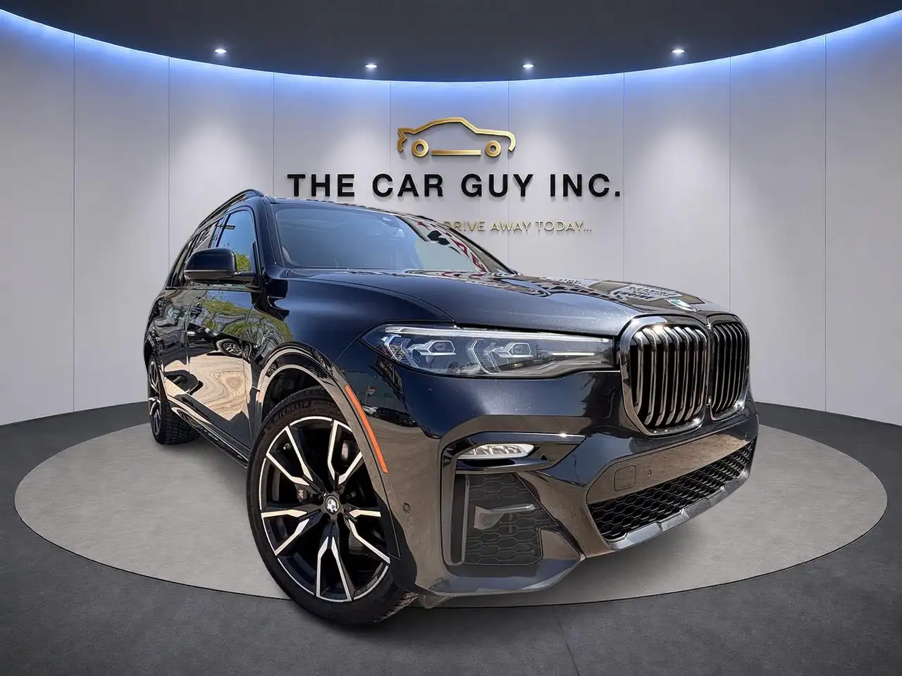 BMW X7 - Image 1