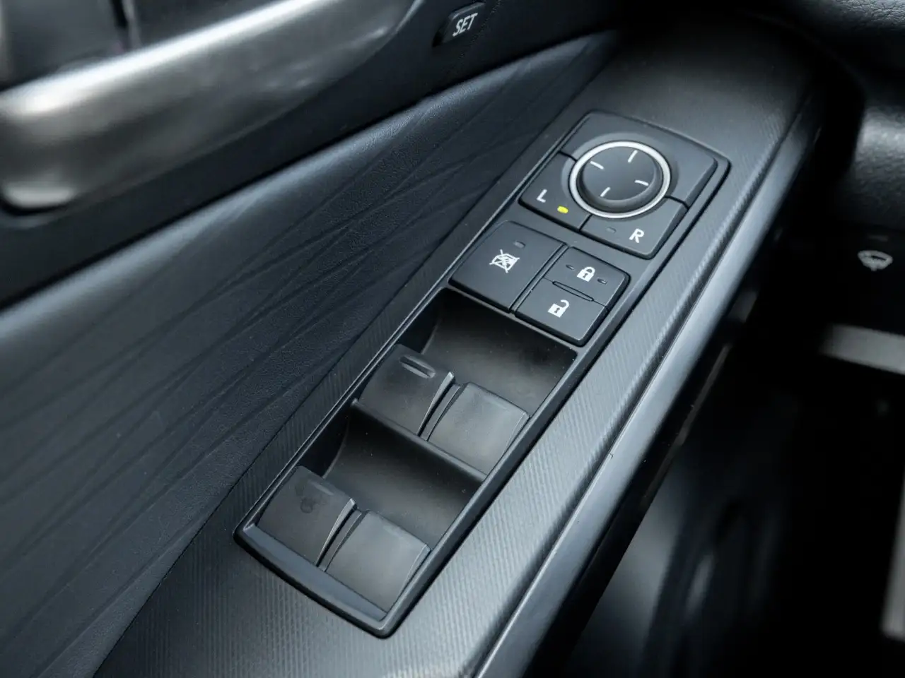 Lexus IS - Image 18