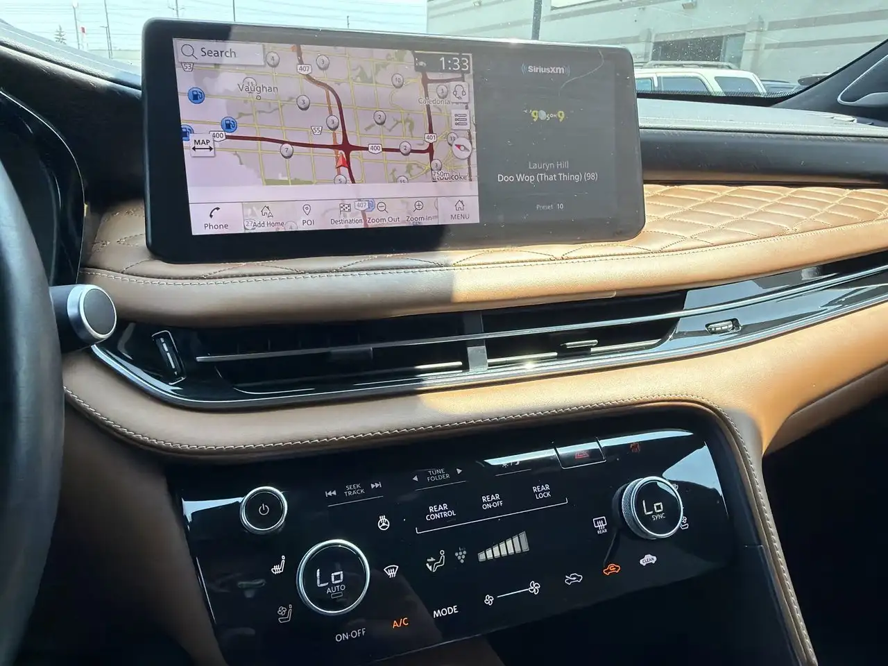 Infiniti QX60 - Image 29