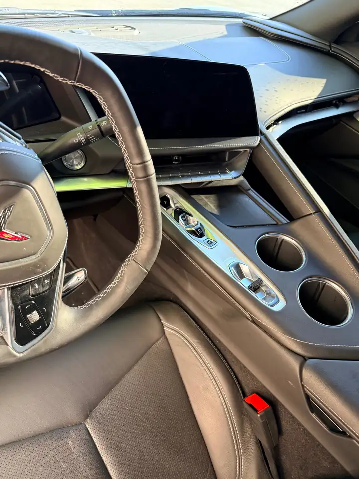 Chevrolet Corvette - Image 6