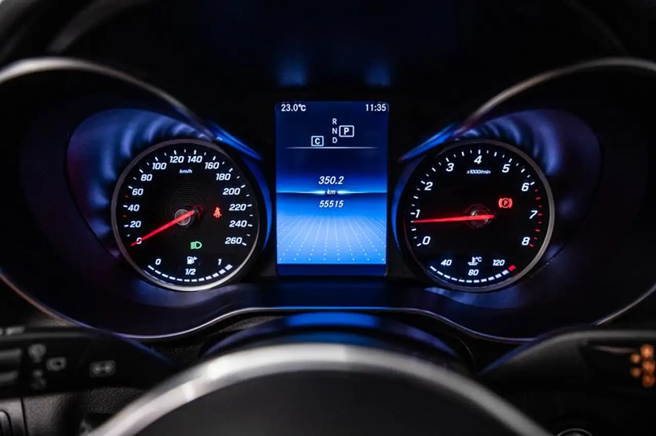Mercedes-Benz GLC - Image 29