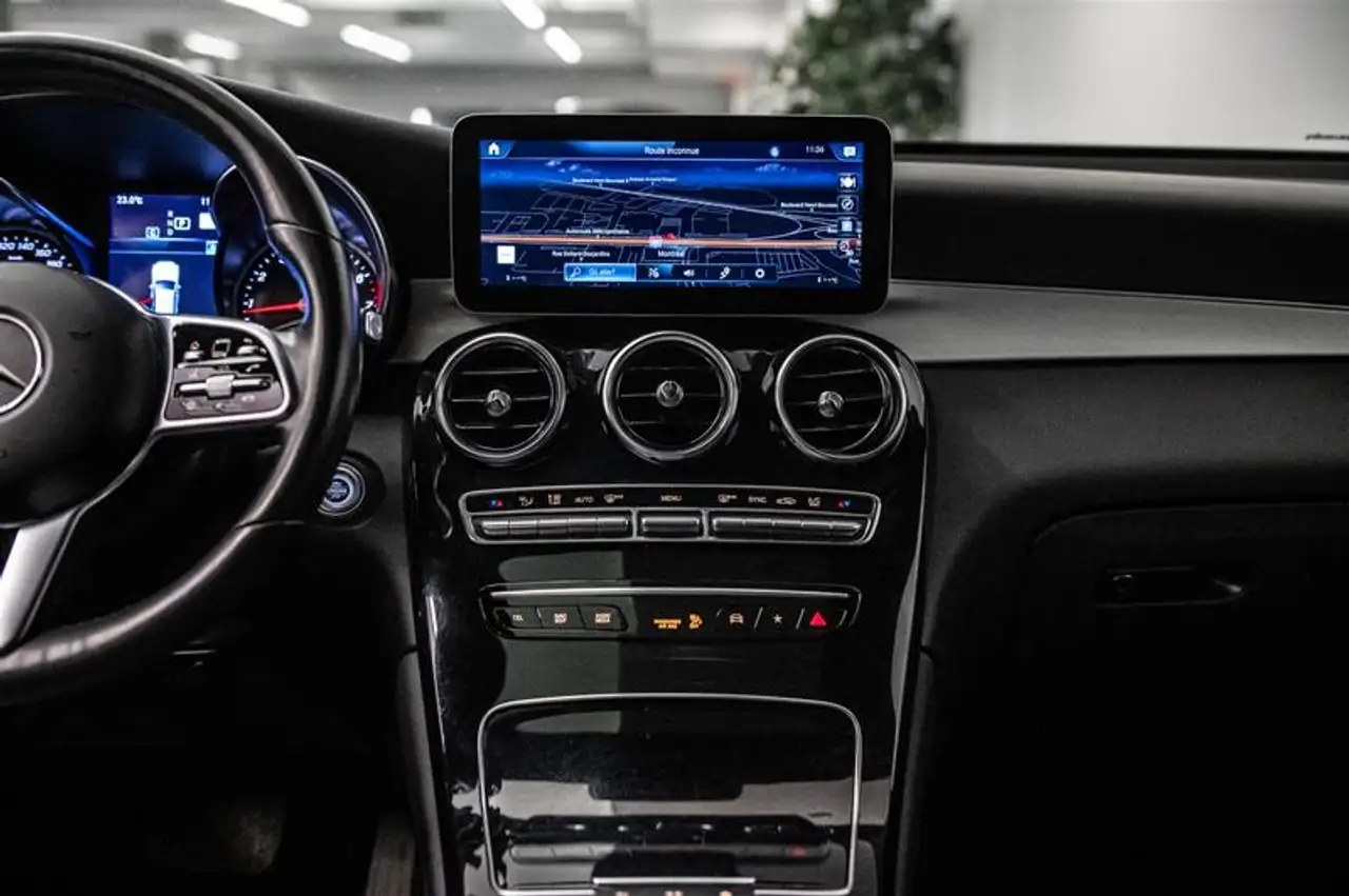 Mercedes-Benz GLC - Image 22