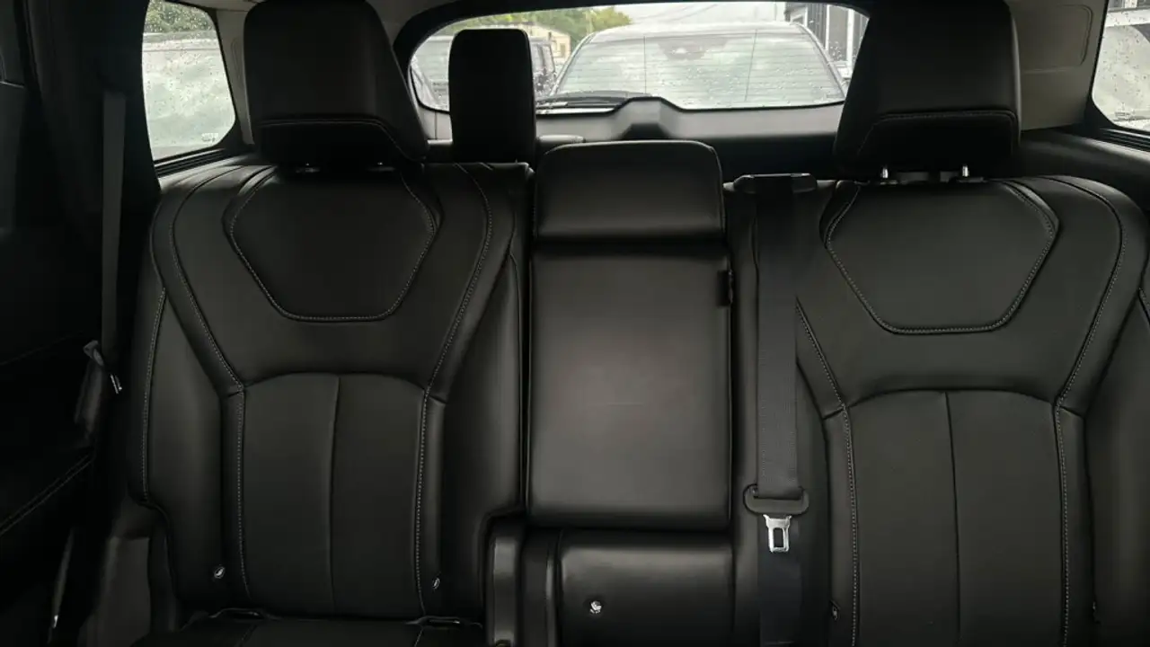 Infiniti QX60 - Image 21