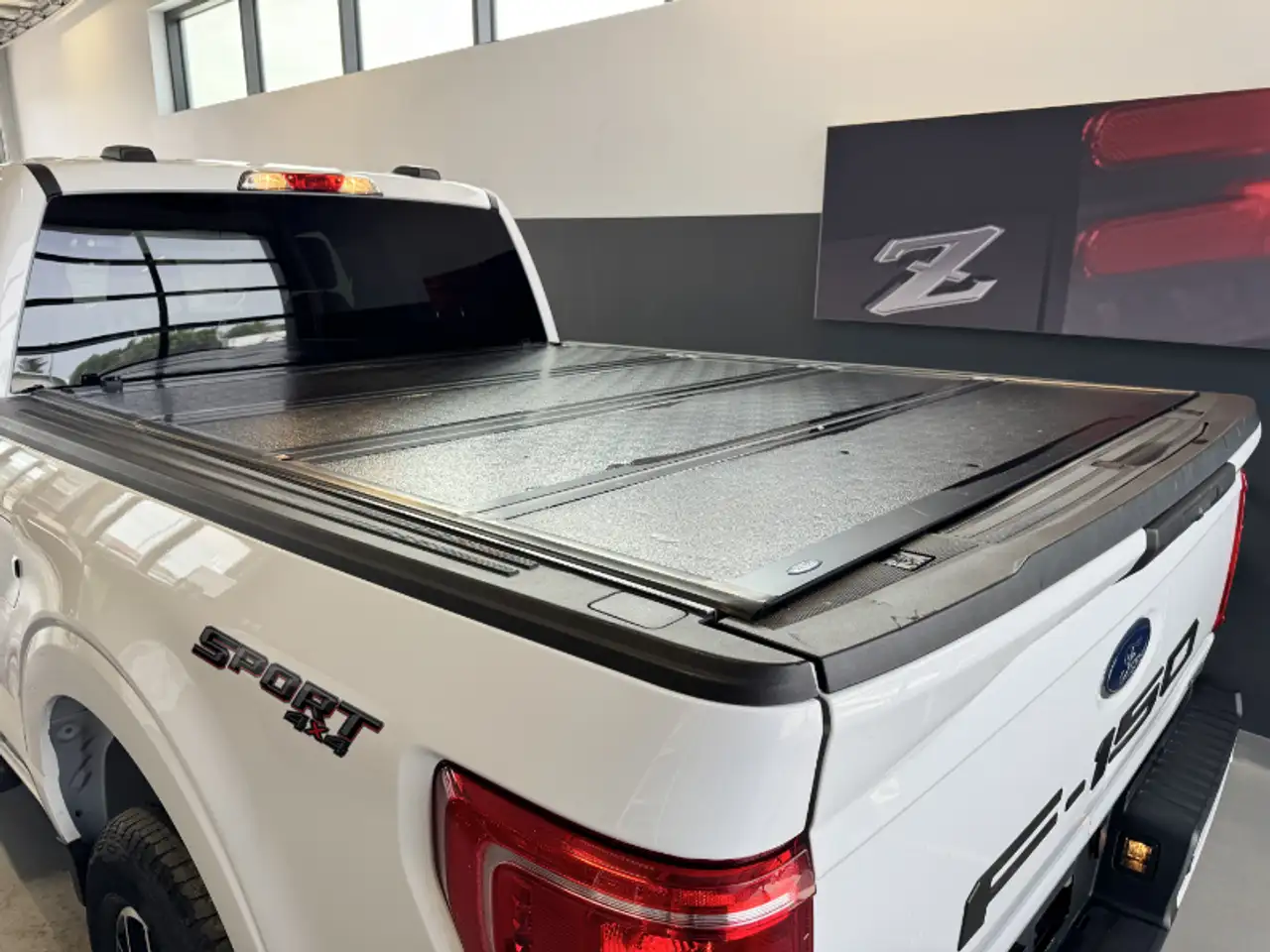 Ford F-150 - Image 21