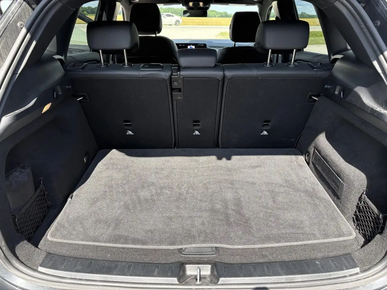 Mercedes-Benz GLA - Image 12