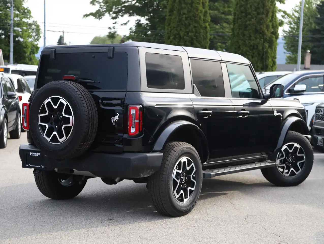 Ford Bronco - Image 3
