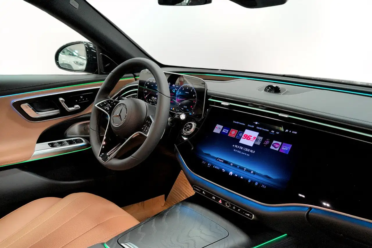 Mercedes-Benz E-Class - Image 8