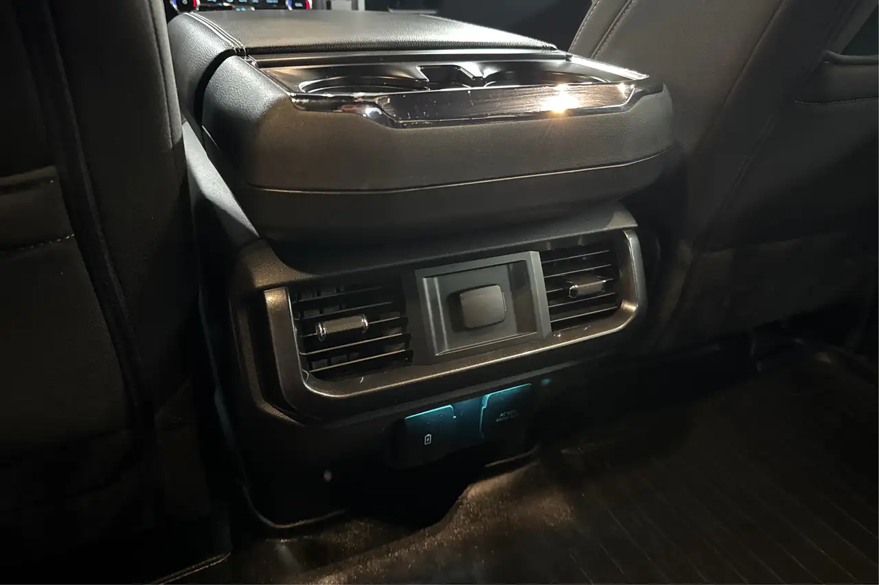 Ford F-150 - Image 21