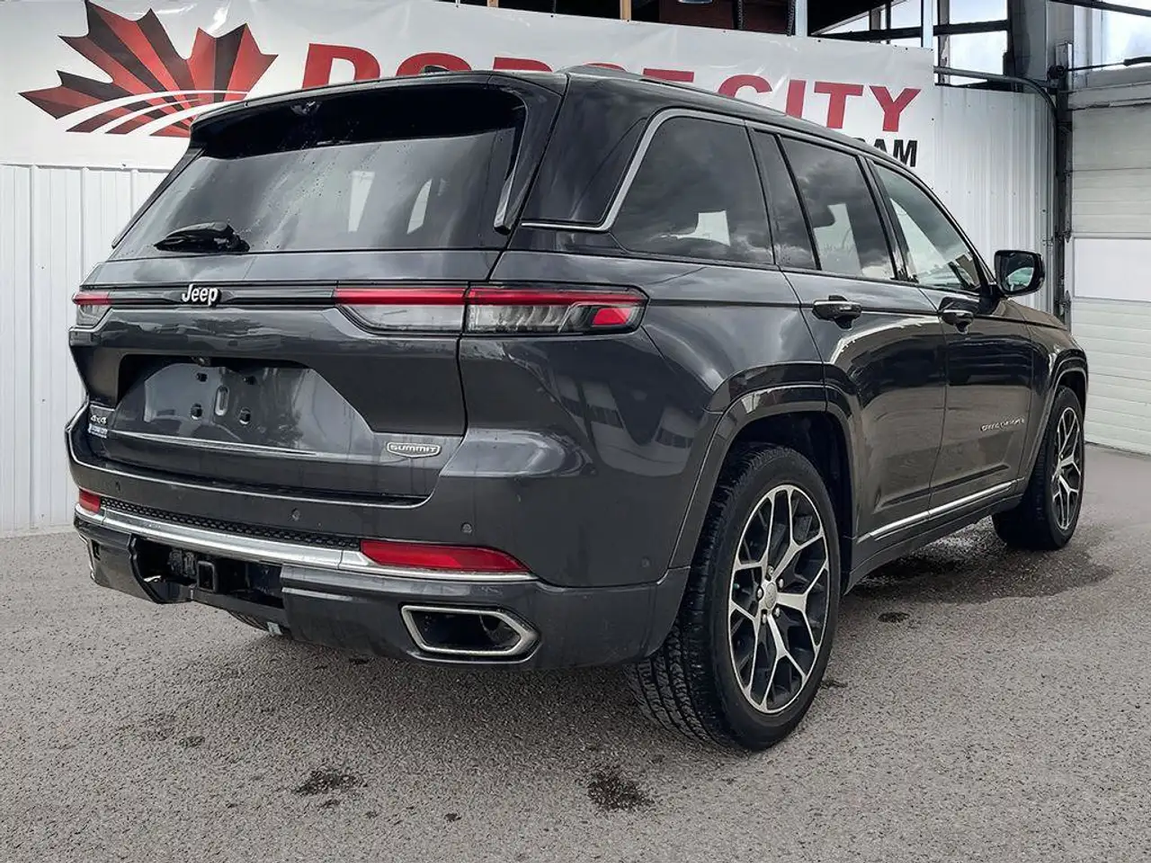 Jeep Grand Cherokee - Image 6