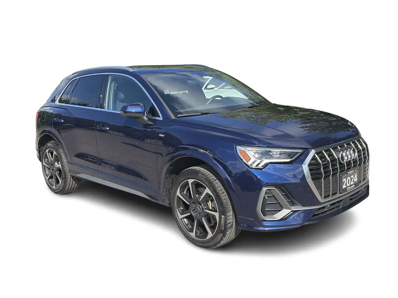 Audi Q3 - Image 2