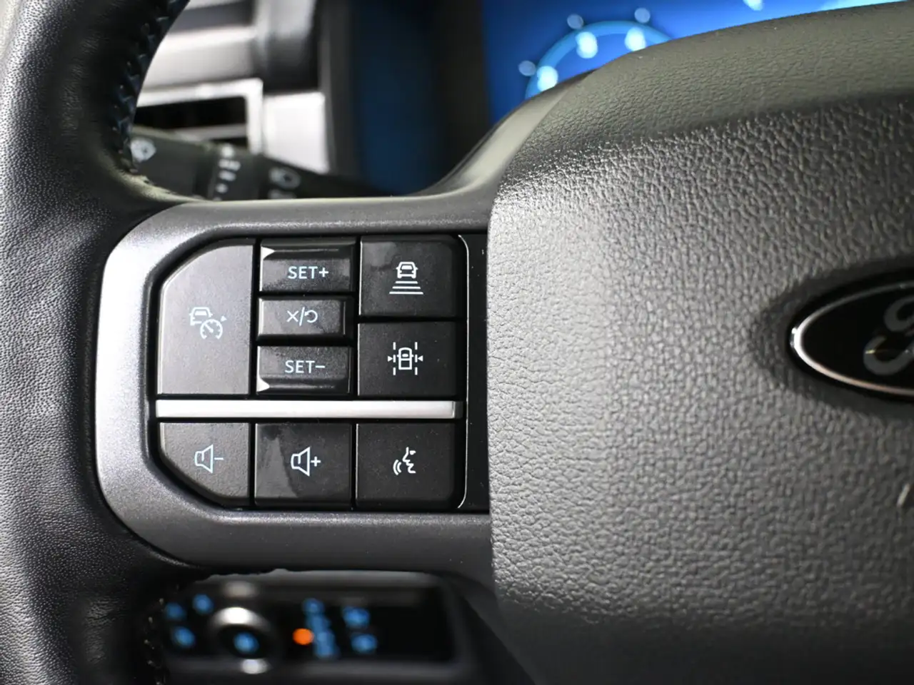 Ford F-150 - Image 15
