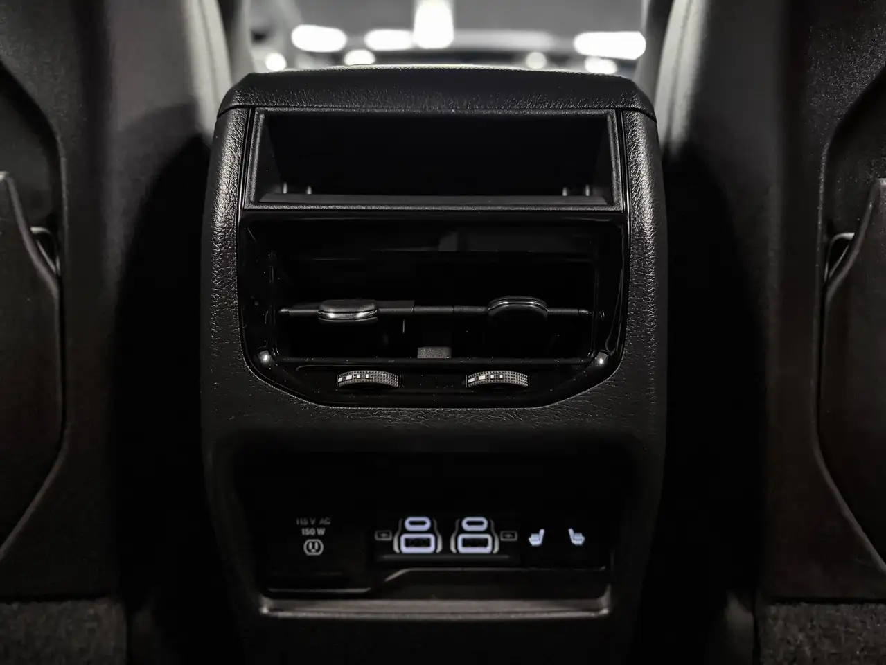 Jeep Grand Cherokee - Image 32