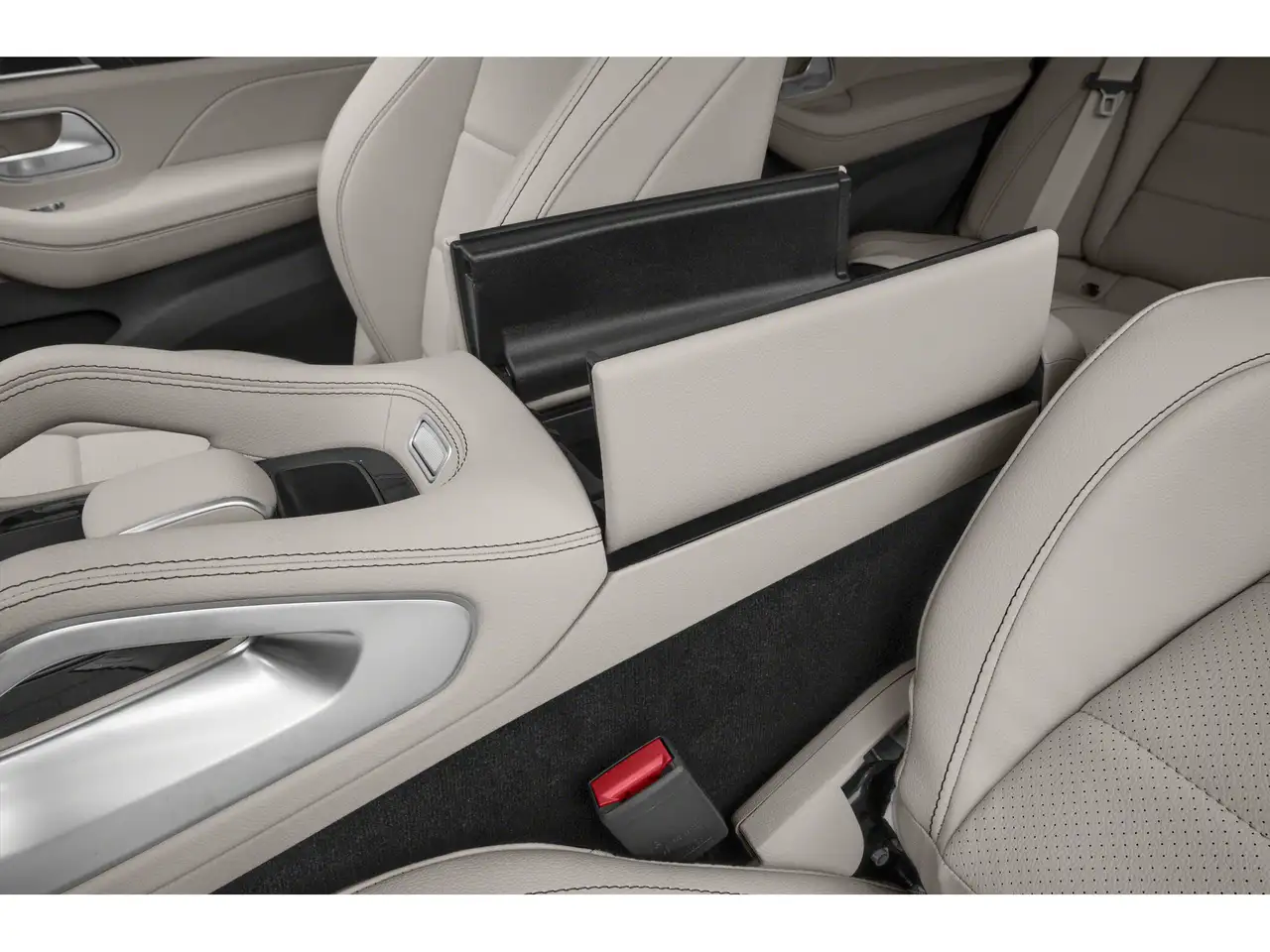 Mercedes-Benz GLE - Image 9