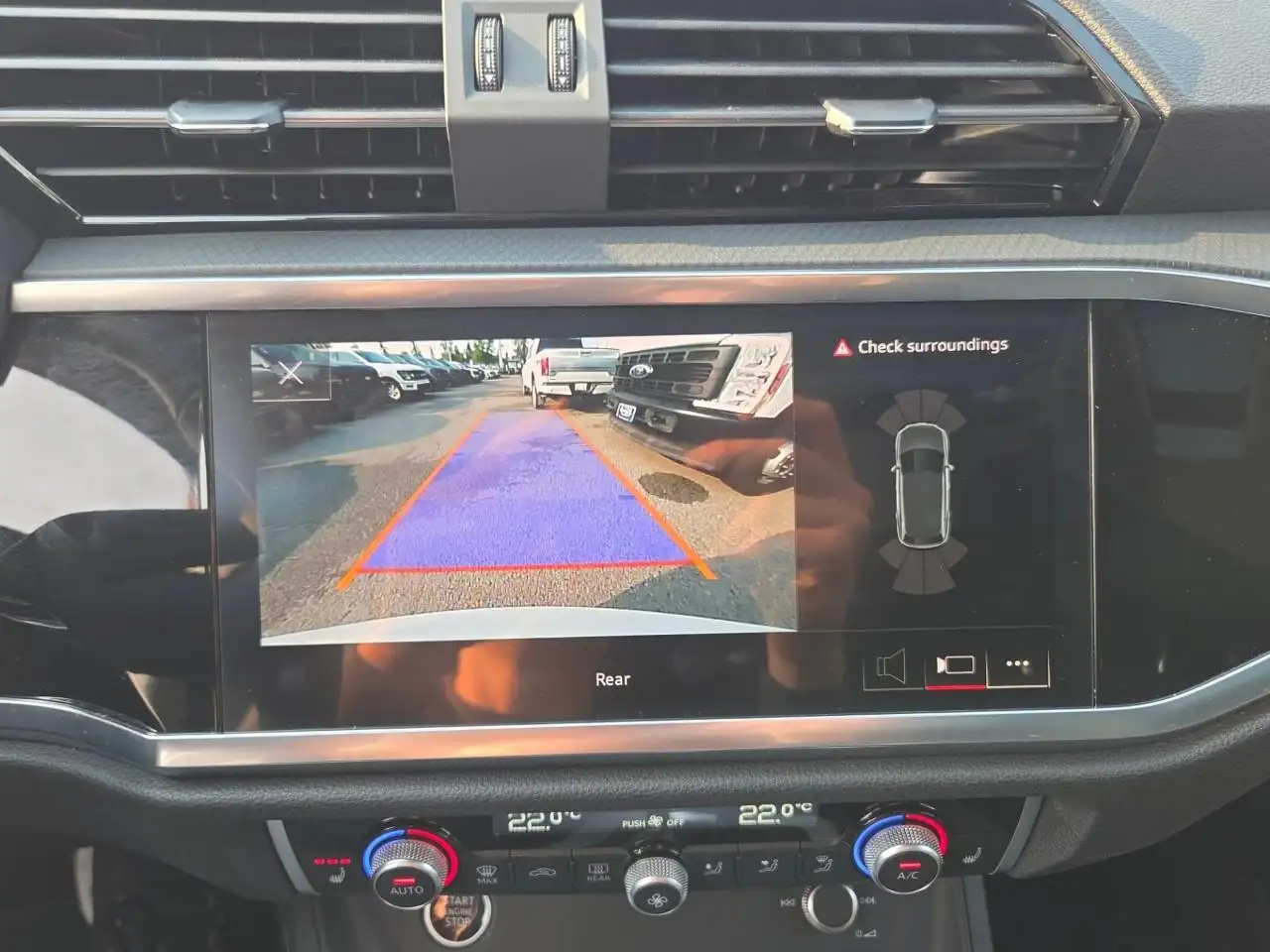 Audi Q3 - Image 19