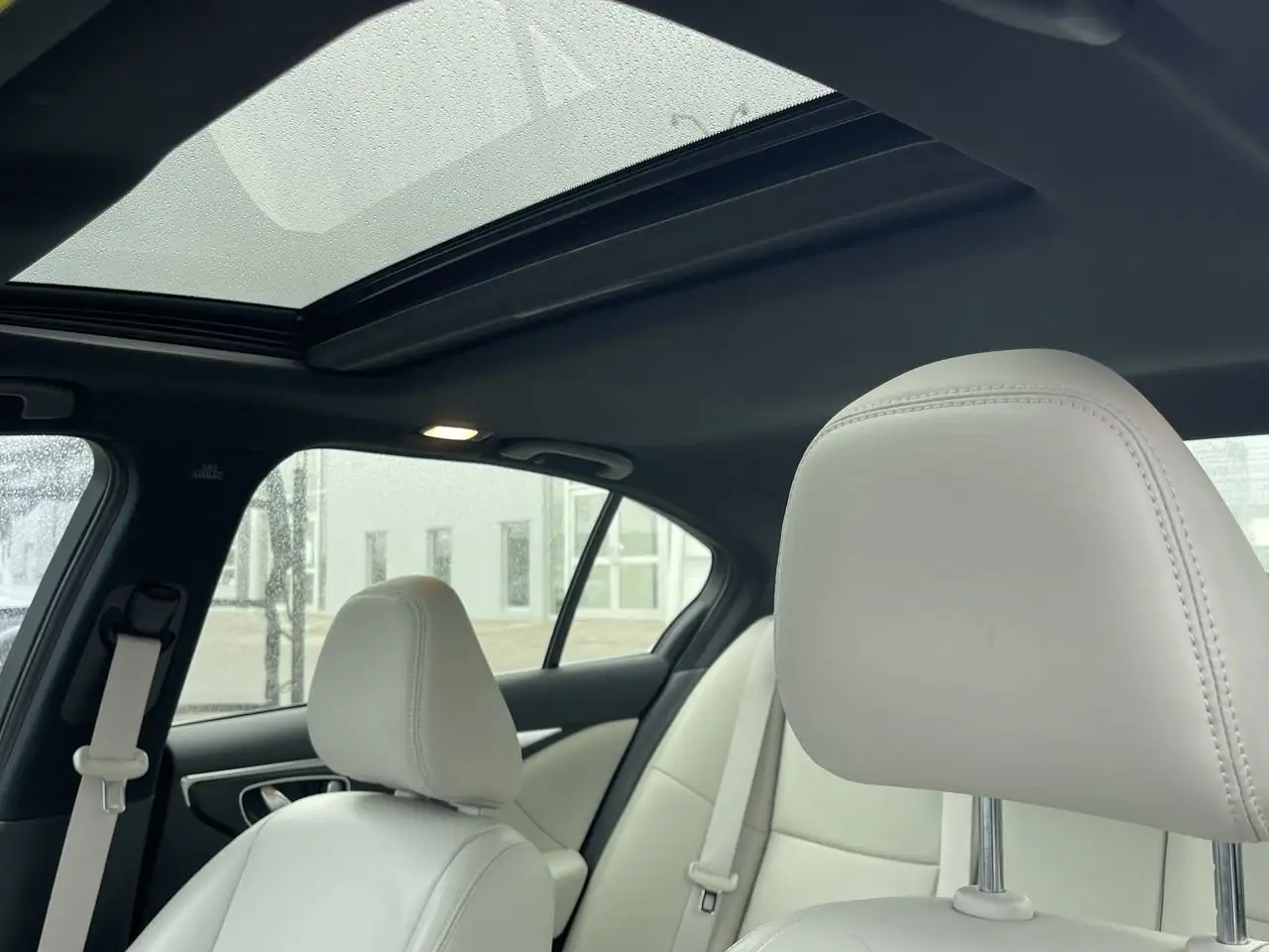Infiniti Q50 - Image 30