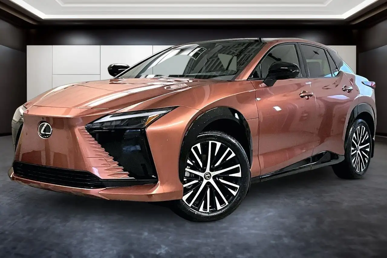Lexus RZ