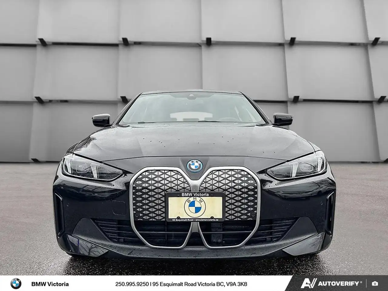 BMW i4 - Image 2