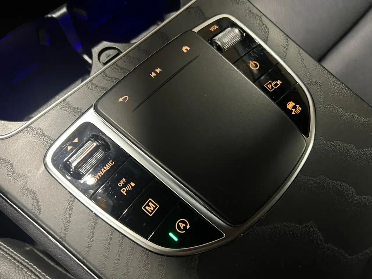 Mercedes-Benz GLC - Image 42