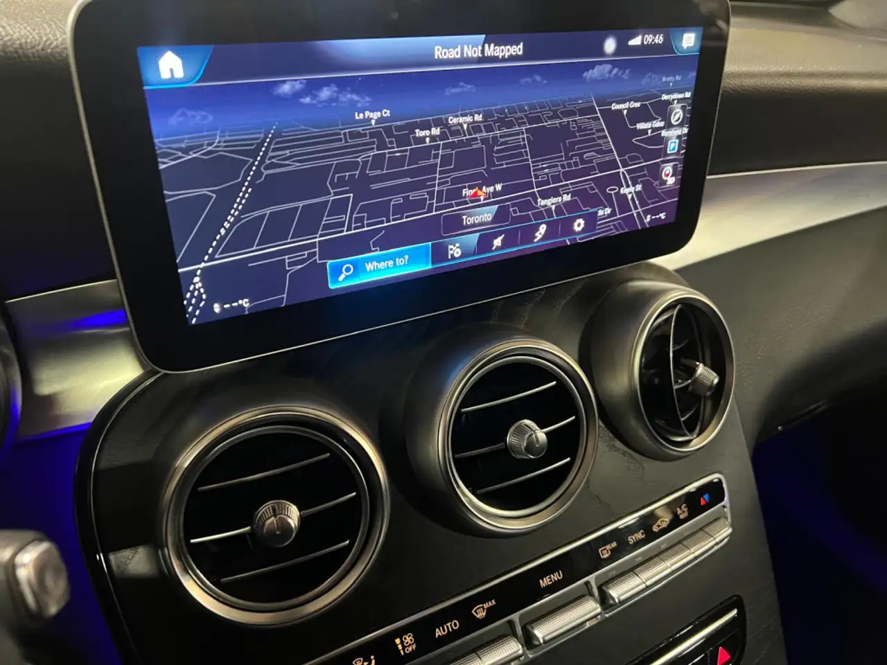 Mercedes-Benz GLC - Image 26