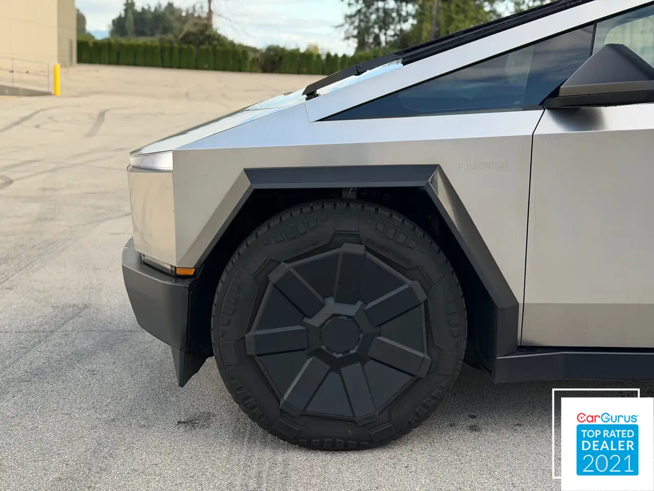 Tesla Cybertruck - Image 5