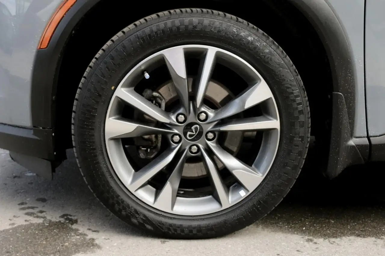 Infiniti QX60 - Image 11