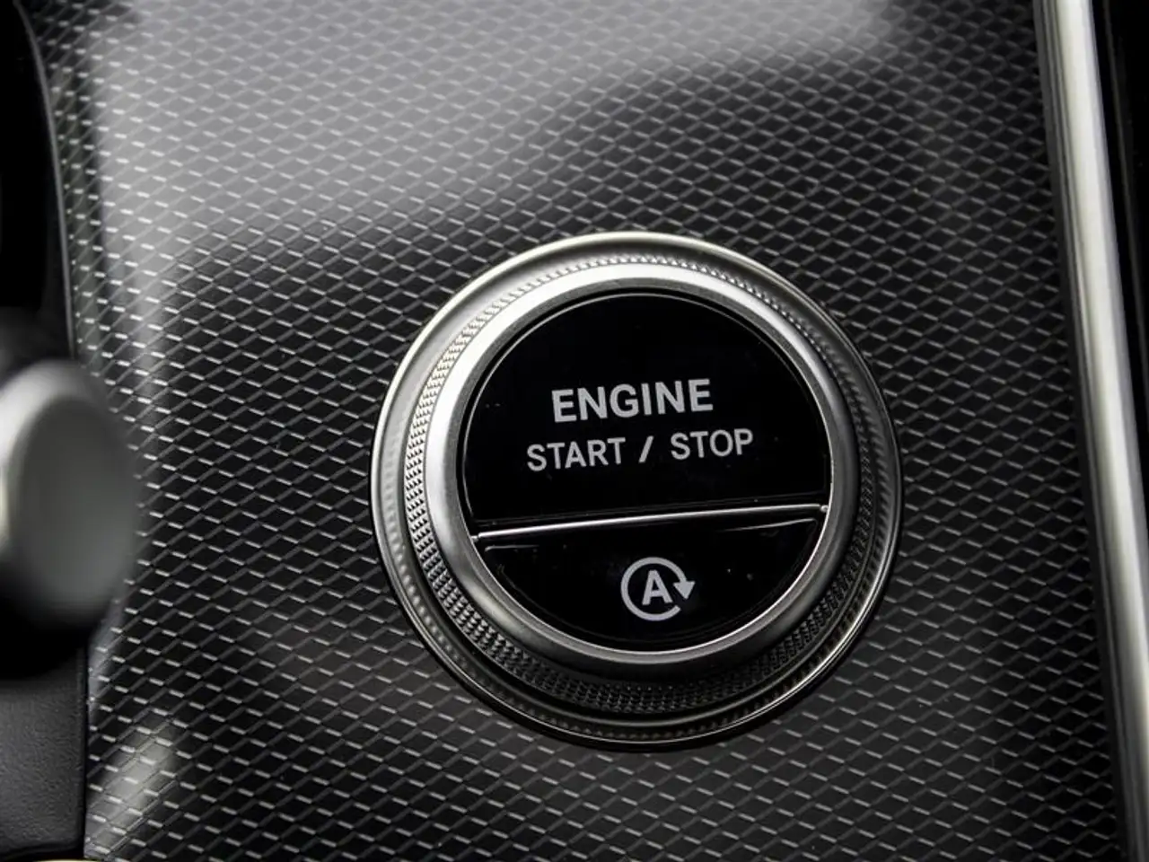 Mercedes-Benz GLC - Image 9