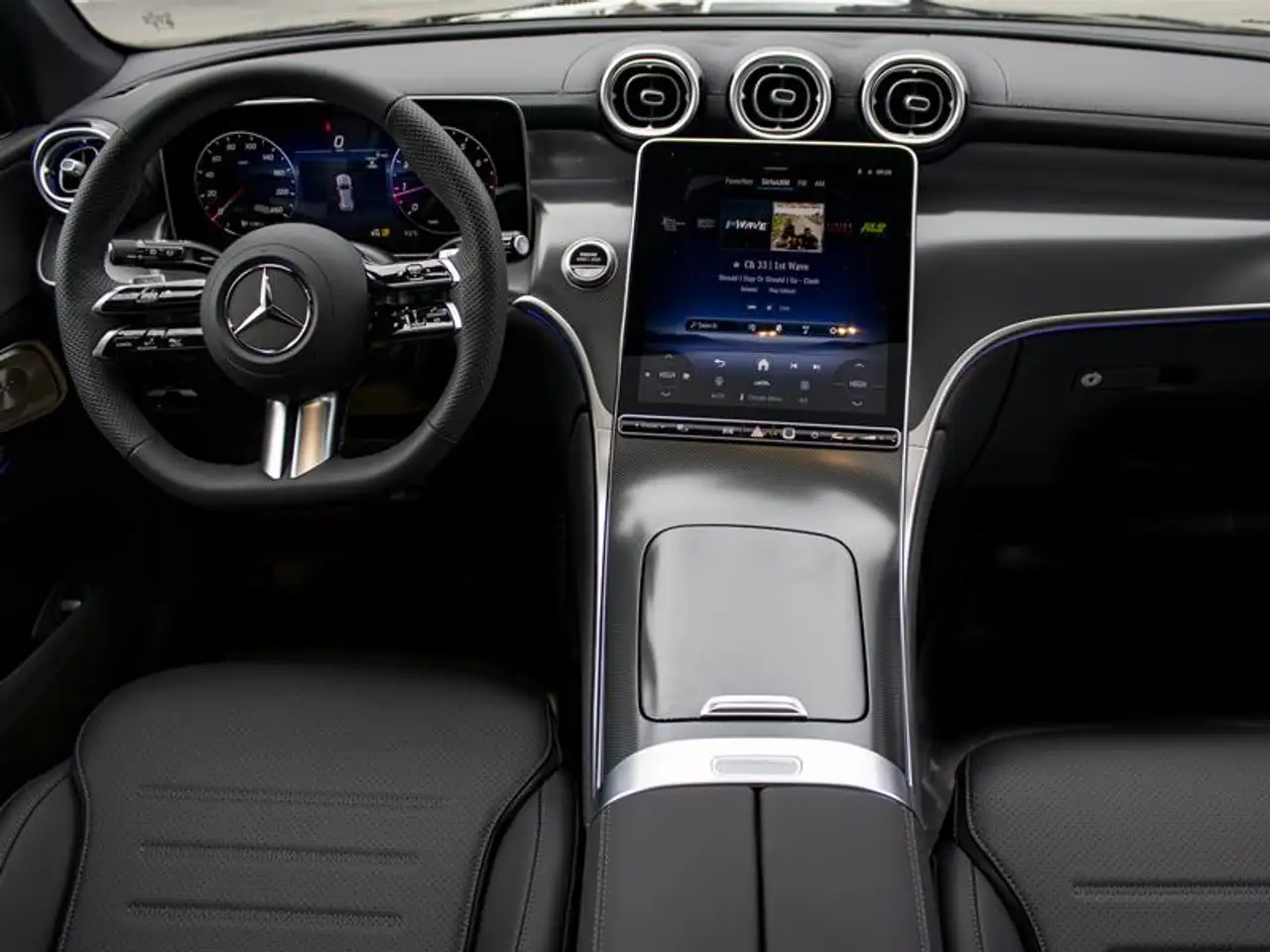 Mercedes-Benz GLC - Image 15