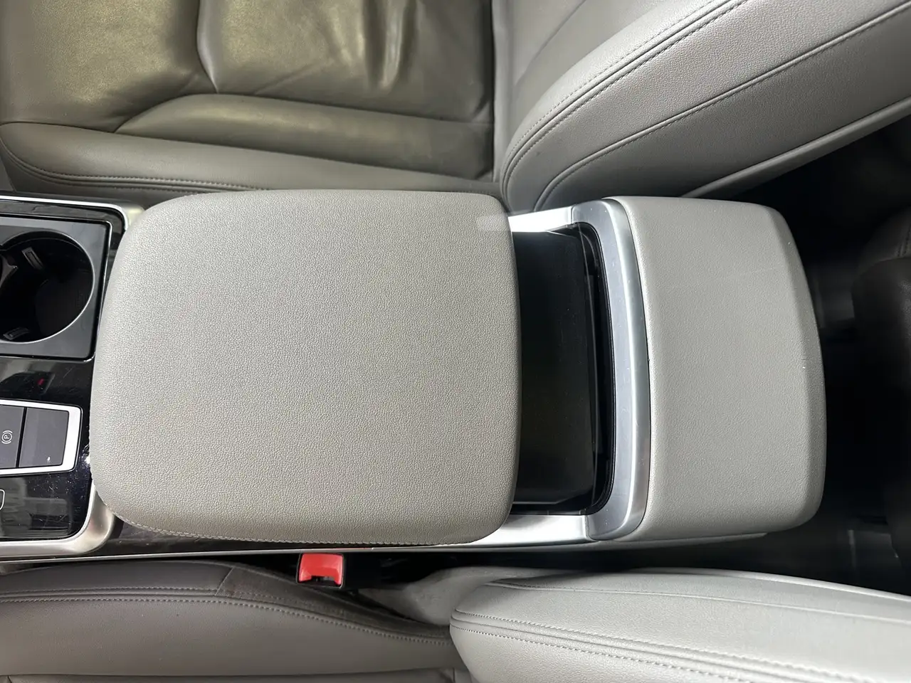Audi Q7 - Image 30