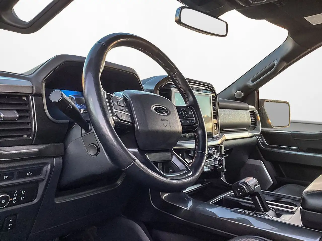 Ford F-150 - Image 16