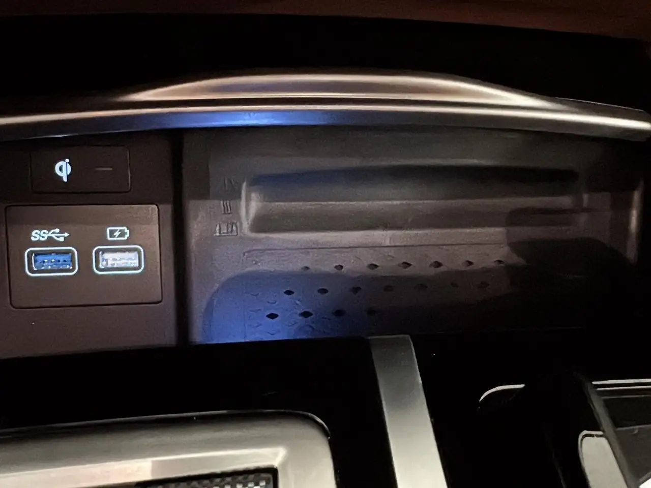 Genesis G80 - Image 38