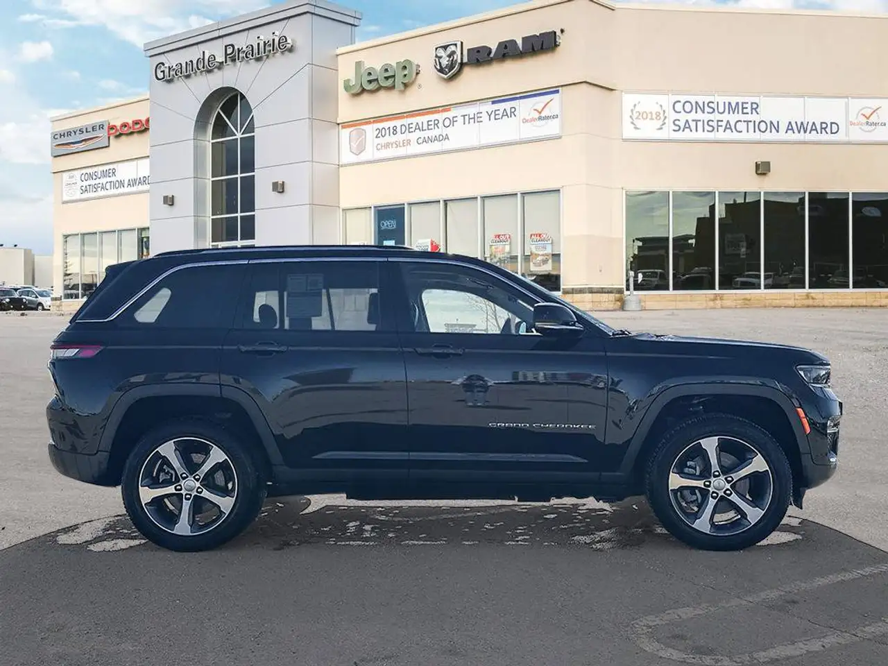 Jeep Grand Cherokee - Image 9