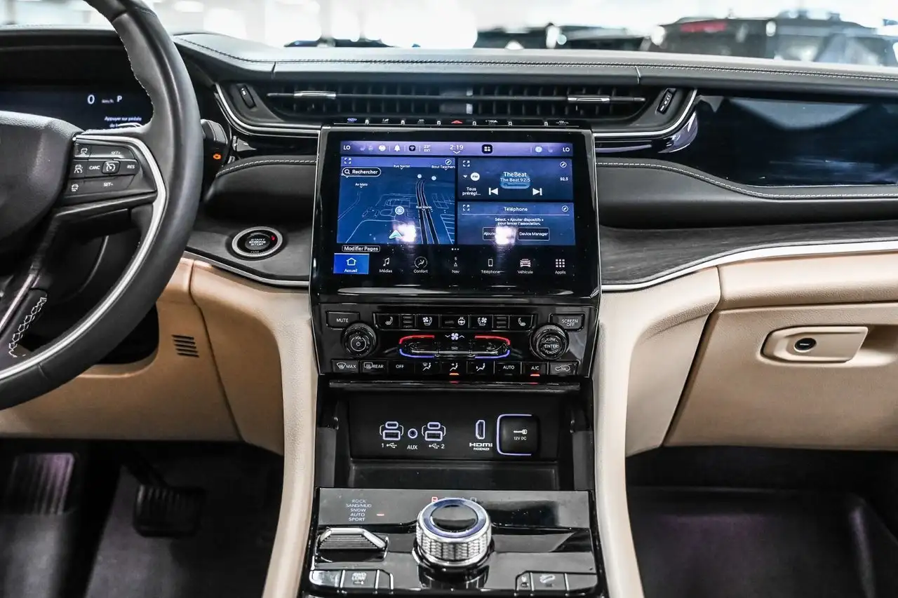 Jeep Grand Cherokee - Image 43