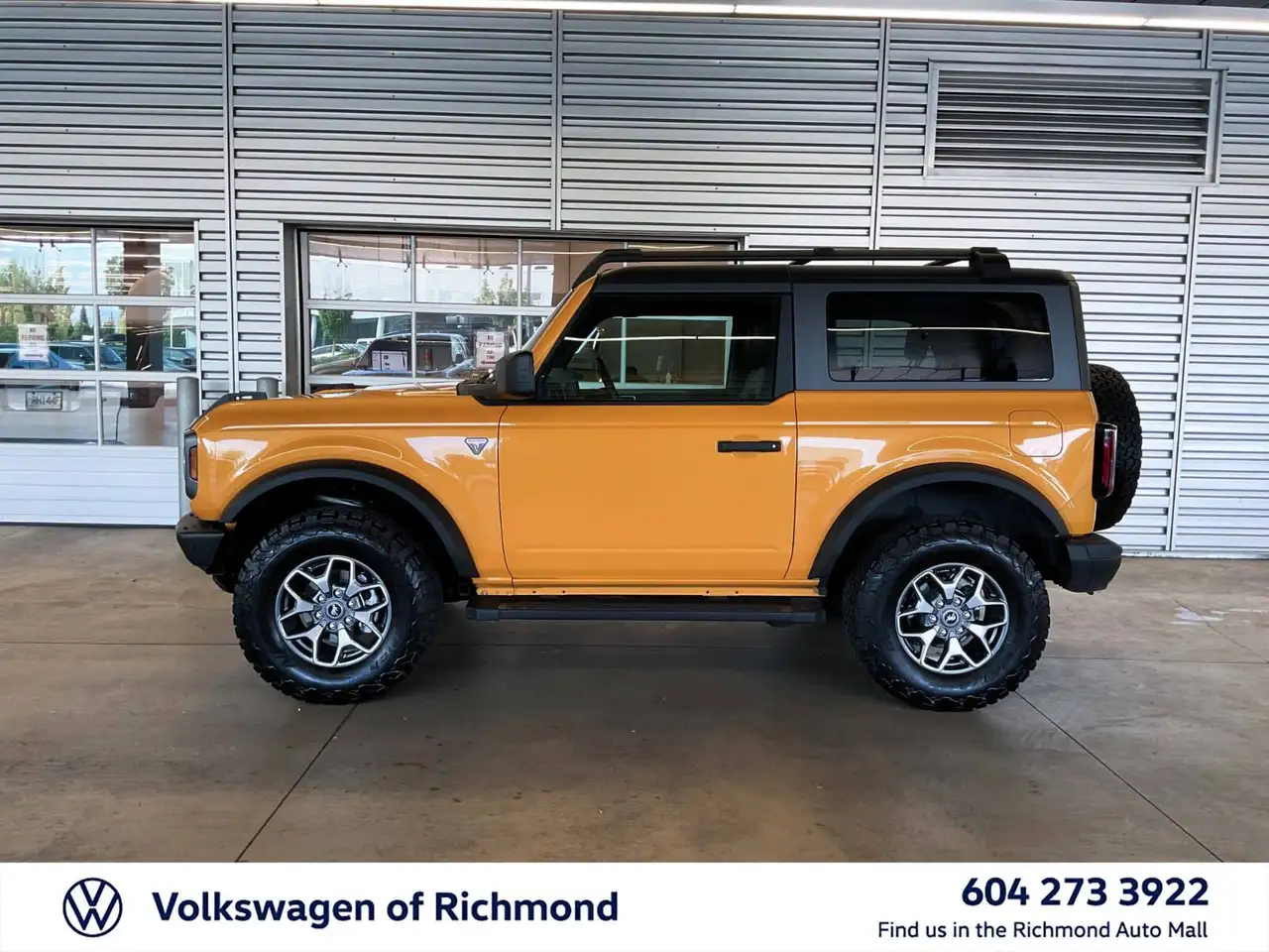 Ford Bronco - Image 4