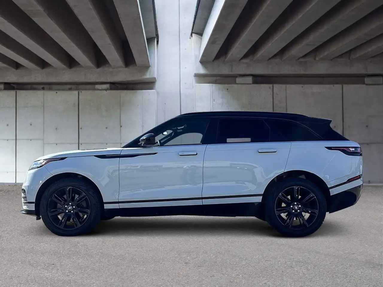 Land Rover Range Rover Velar - Image 2