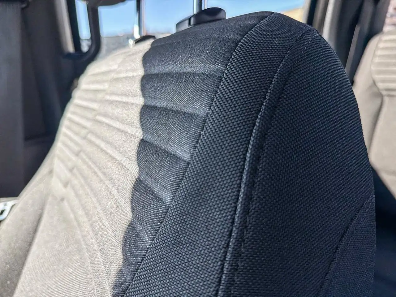 Ford F-150 - Image 24