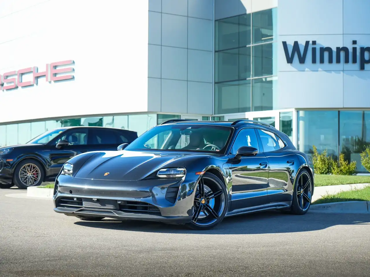 Porsche Taycan - Image 1