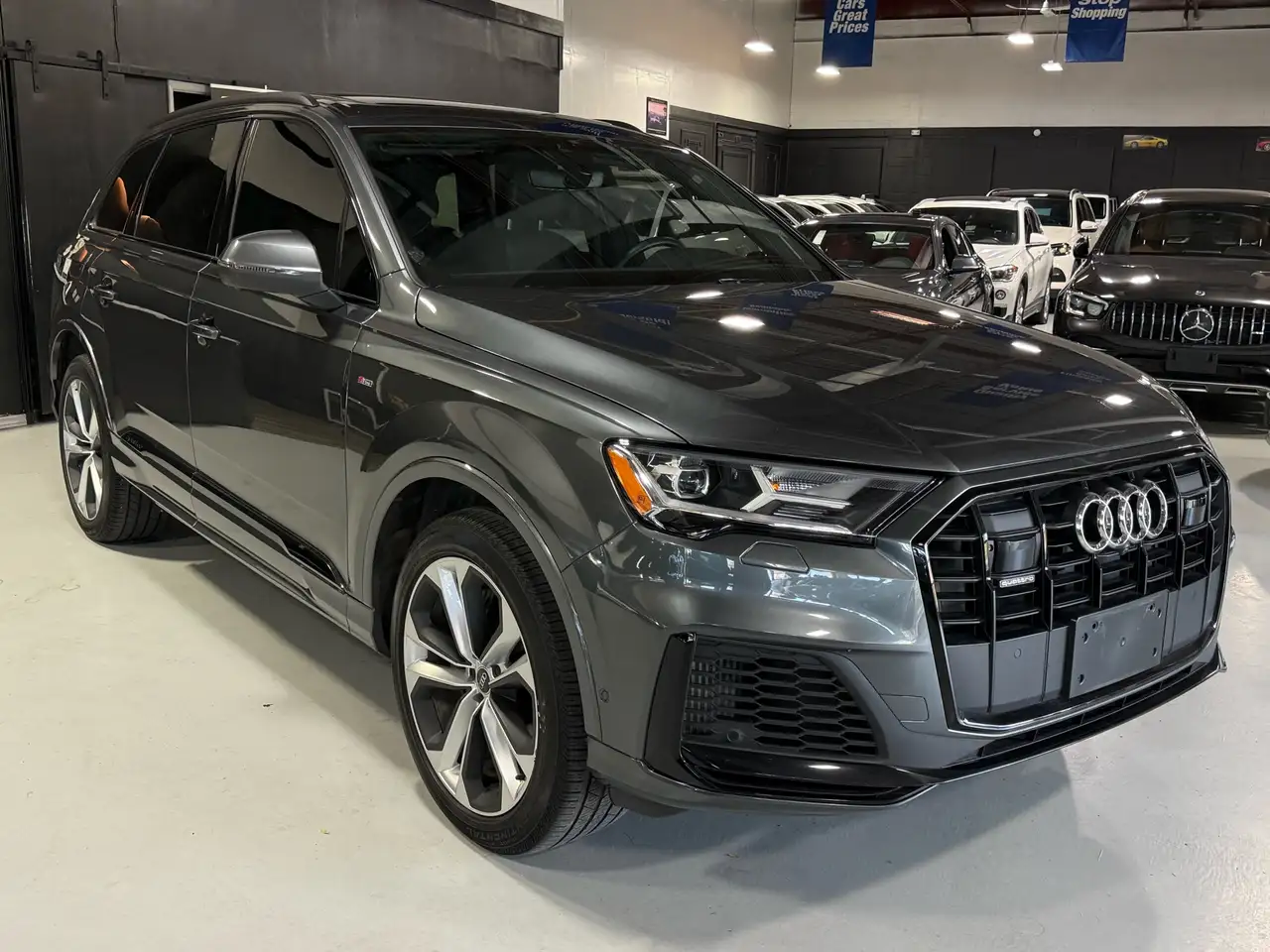 Audi Q7 - Image 3