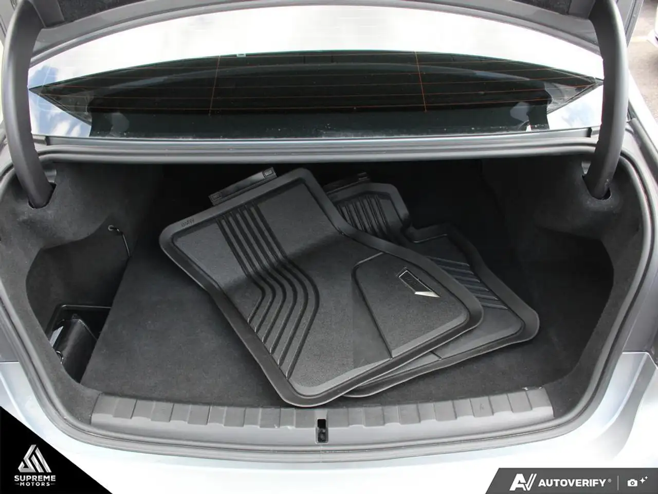 BMW 3 Series - Image 11