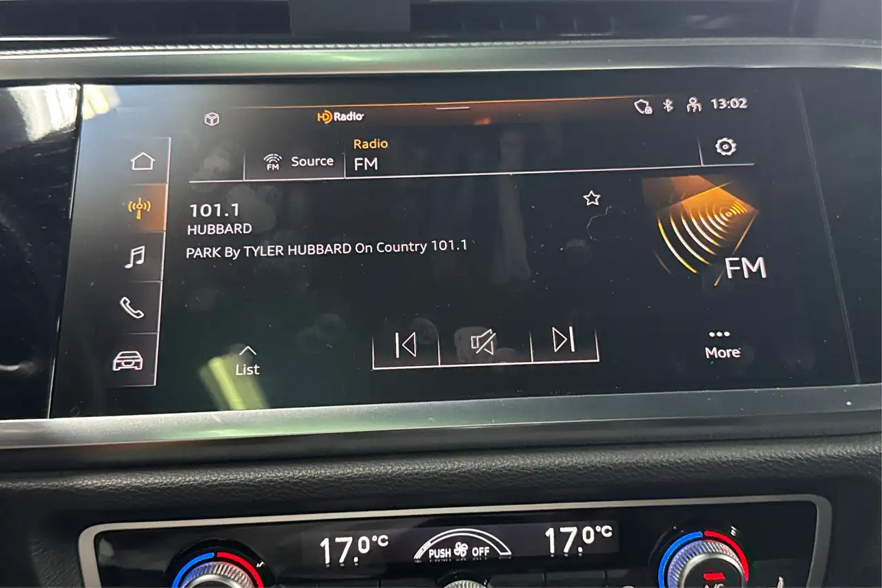 Audi Q3 - Image 15