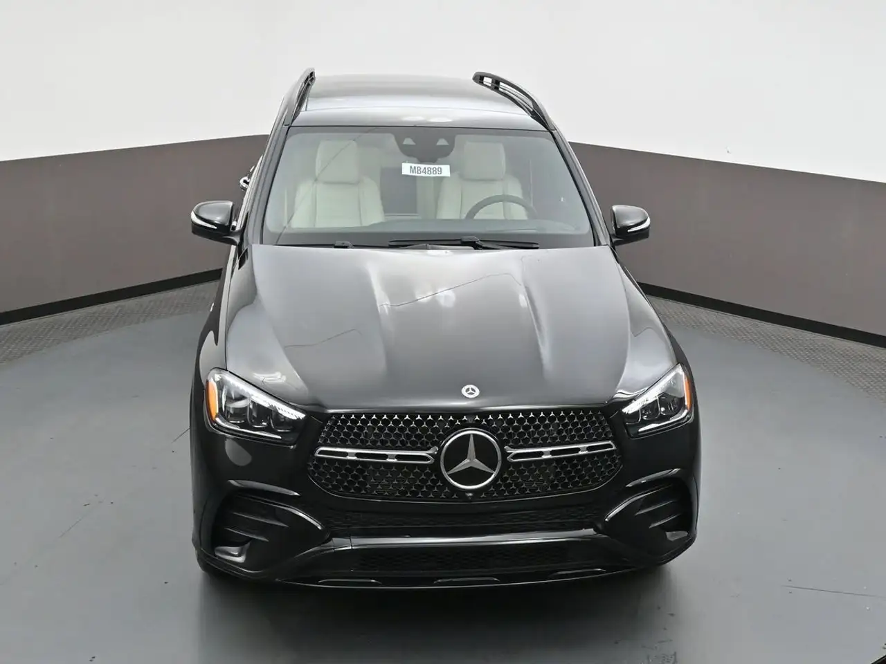 Mercedes-Benz GLE - Image 47