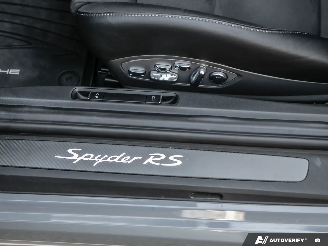 Porsche 718 Spyder - Image 27