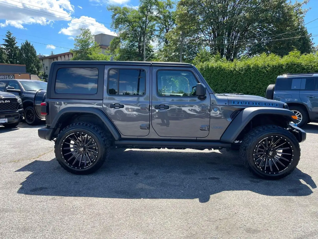 Jeep Wrangler - Image 4