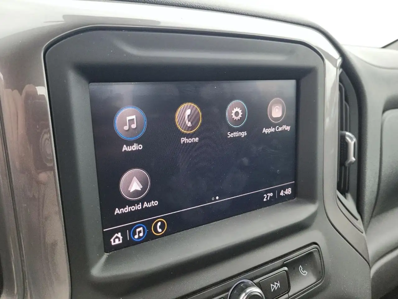 Chevrolet Silverado 1500 - Image 16