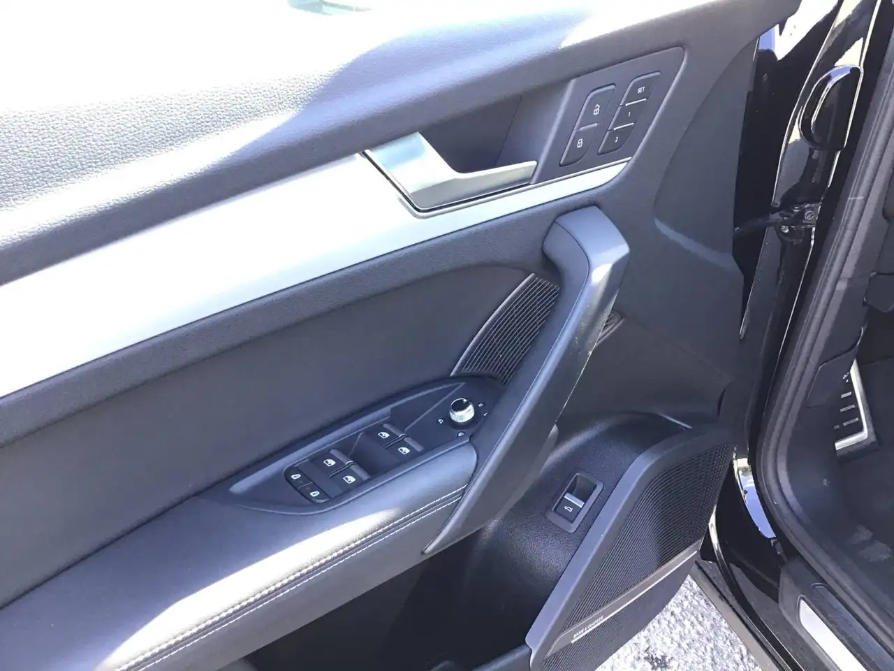 Audi Q5 - Image 10