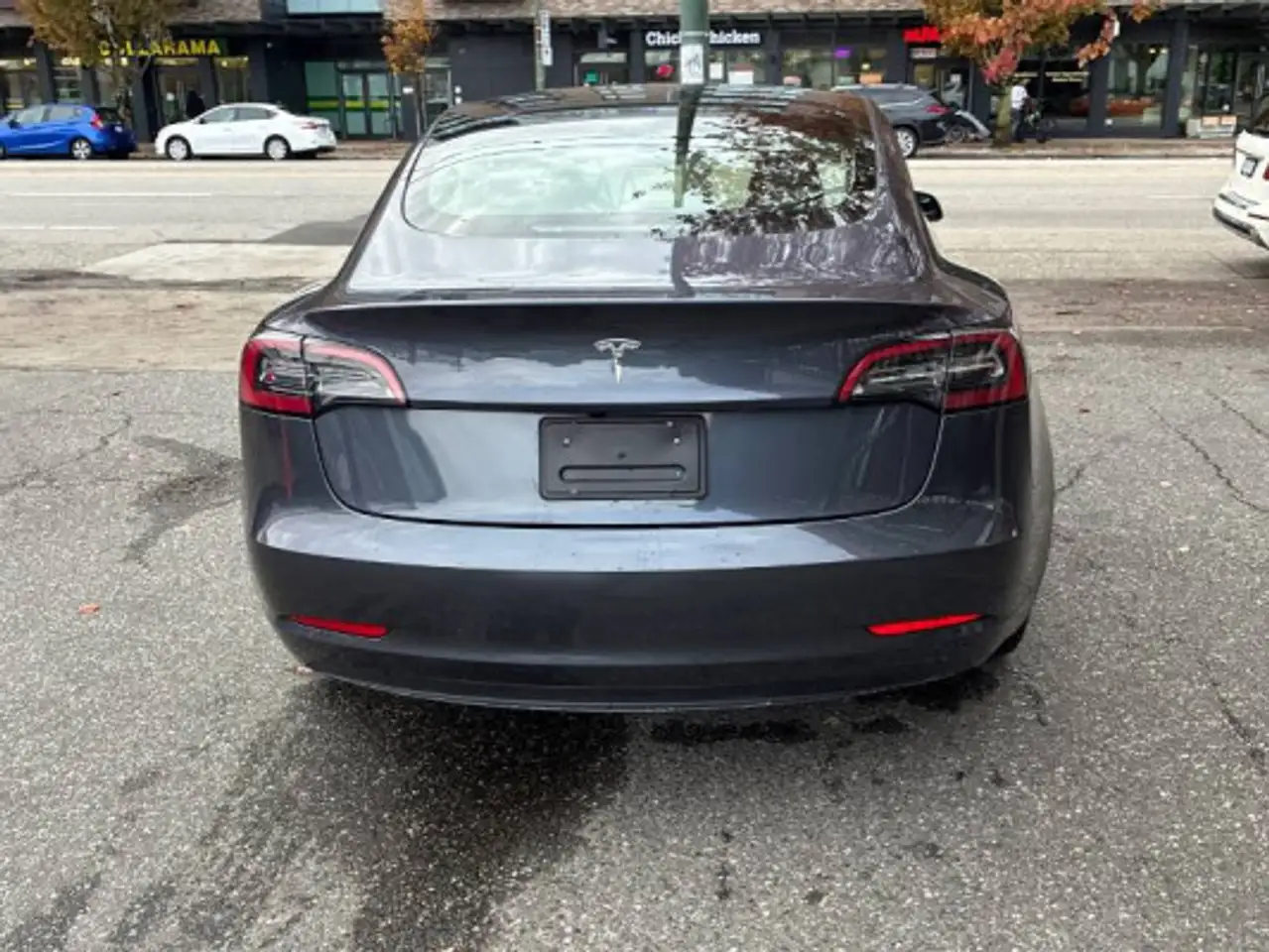 Tesla Model 3 - Image 6