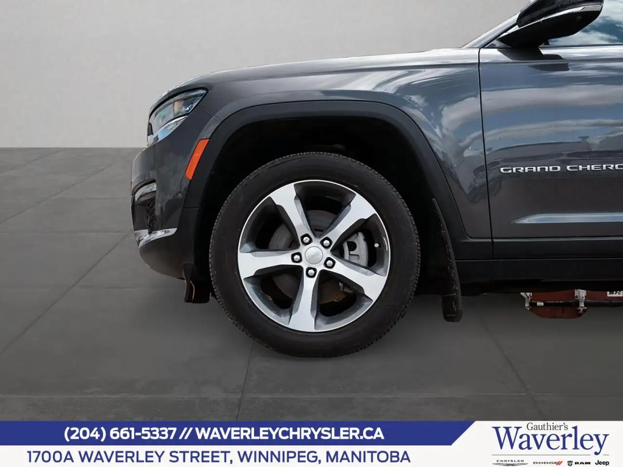 Jeep Grand Cherokee - Image 11