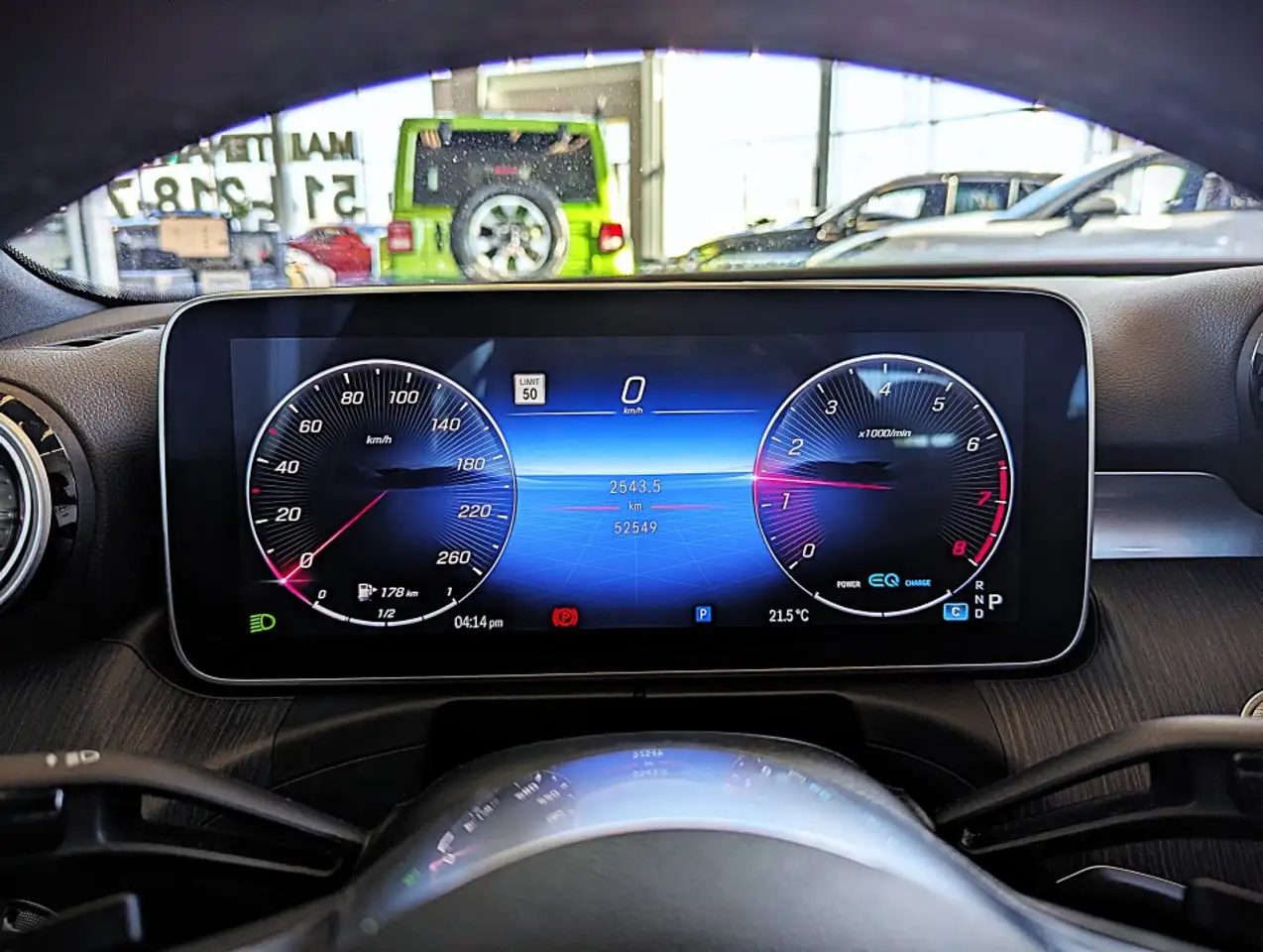 Mercedes-Benz C-Class - Image 21
