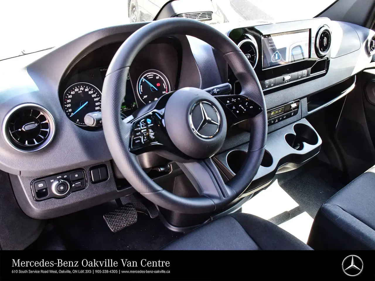 Mercedes-Benz eSprinter - Image 11