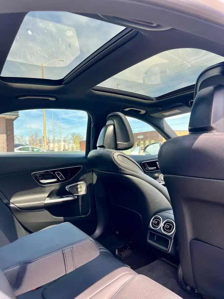 Mercedes-Benz C-Class - Image 13